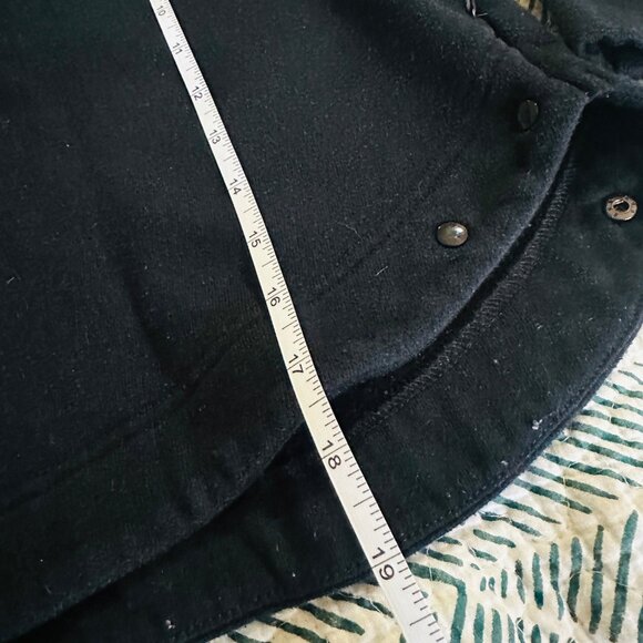 Fabletics Black Long-Sleeve Pullover Snap Side Terry Cloth Lined Athletic Top M - Picture 6 of 8